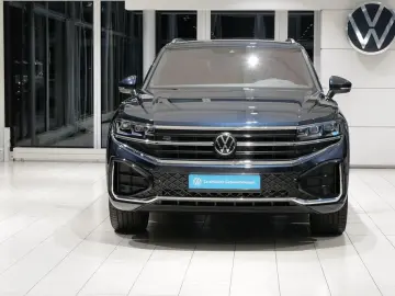 VW Touareg 3.0TDI R-Line Nachtsicht Pano 22