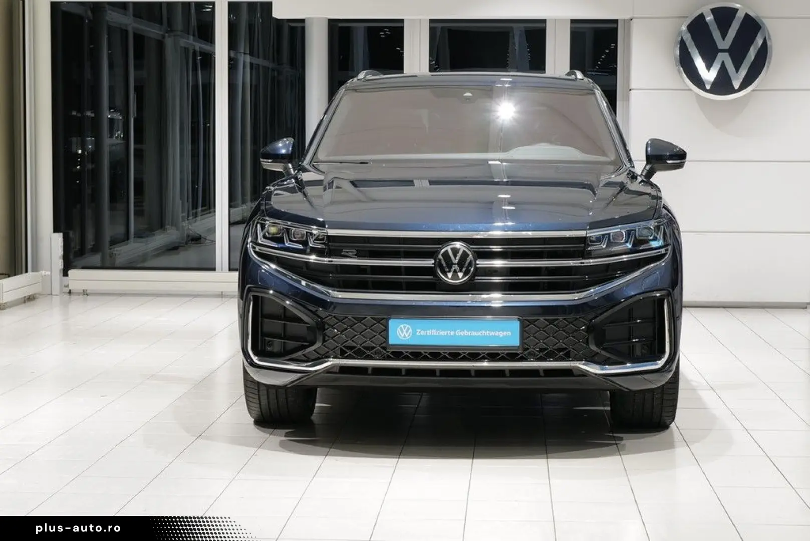 VW Touareg 3.0TDI R-Line Nachtsicht Pano 22