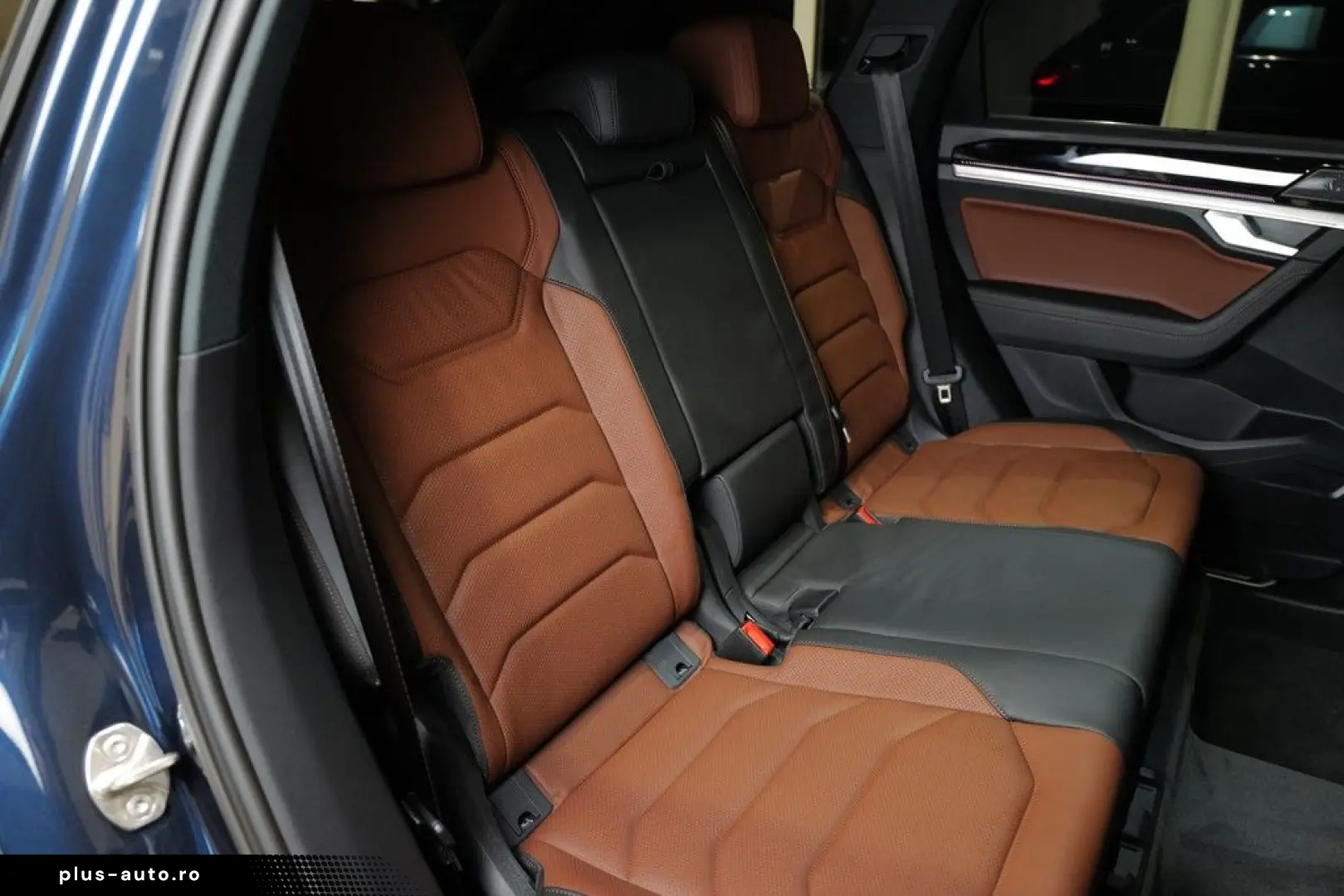 VW Touareg 3.0TDI R-Line Nachtsicht Pano 22