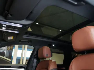 VW Touareg 3.0TDI R-Line Nachtsicht Pano 22