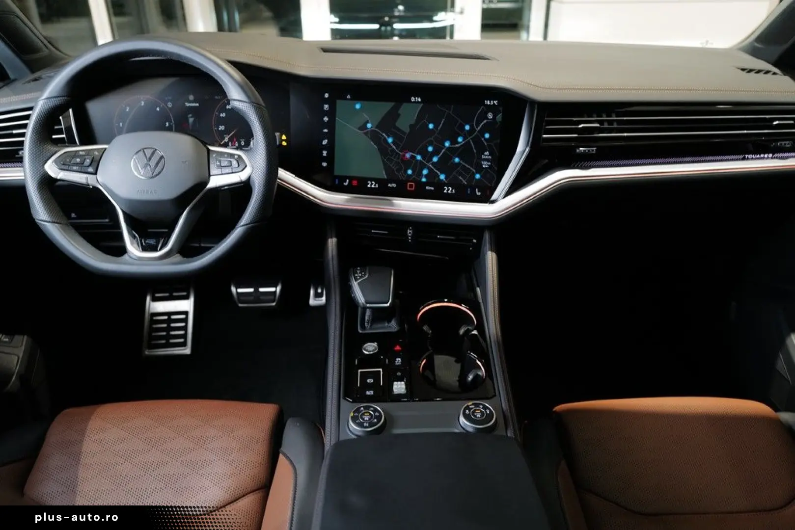VW Touareg 3.0TDI R-Line Nachtsicht Pano 22