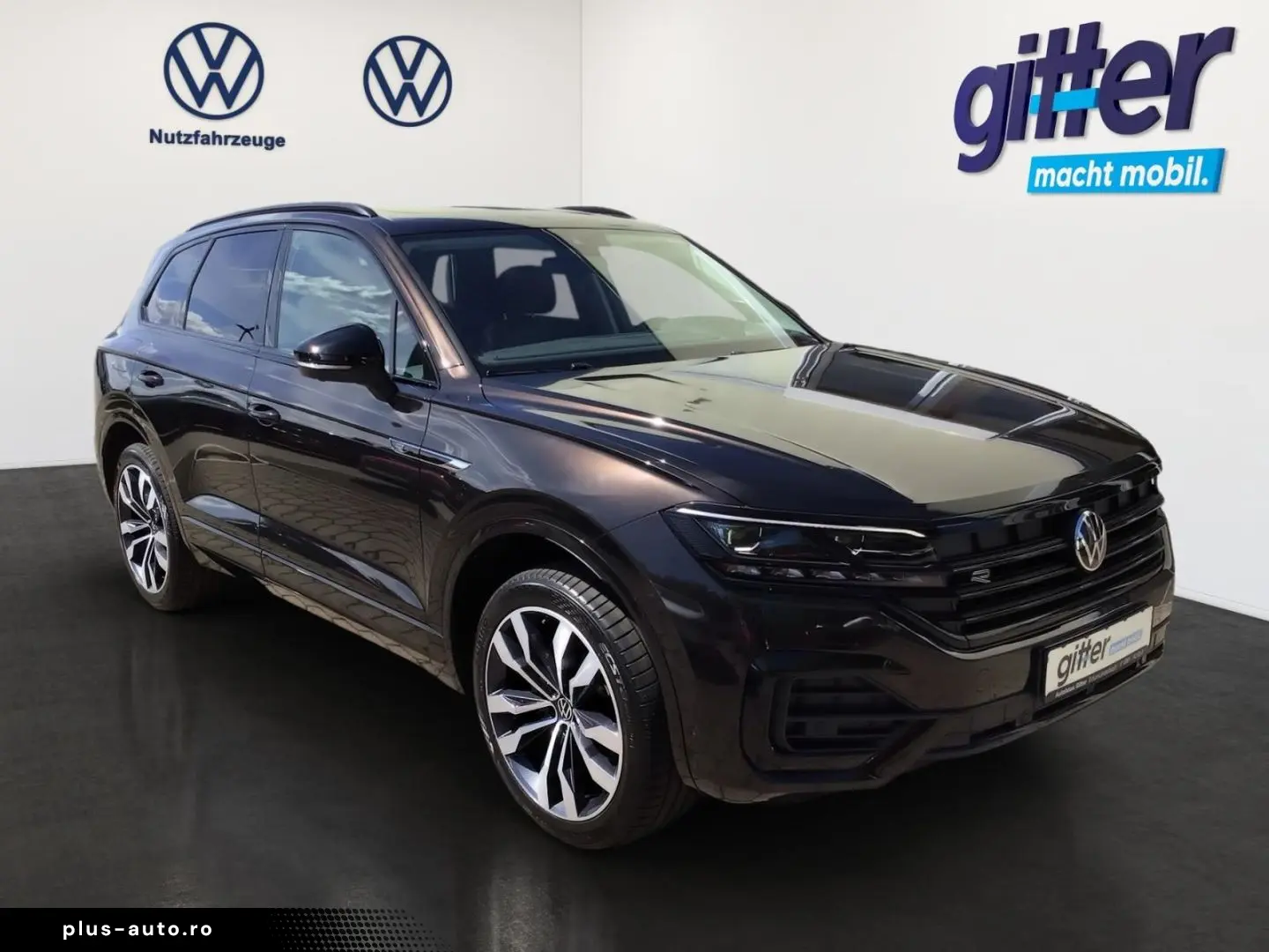 VW Touareg Elegance 4M BLACK MATRIX PANNO