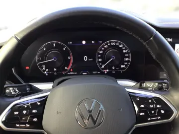 VW Touareg Elegance 4M BLACK MATRIX PANNO