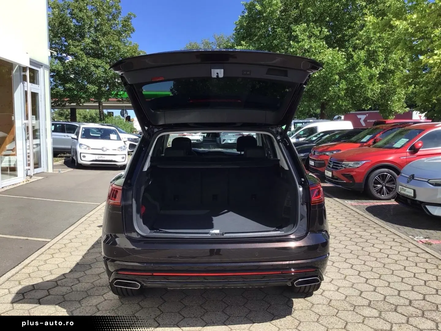VW Touareg Elegance 4M BLACK MATRIX PANNO