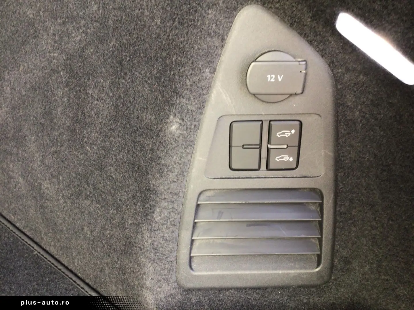 VW Touareg Elegance 4M BLACK MATRIX PANNO