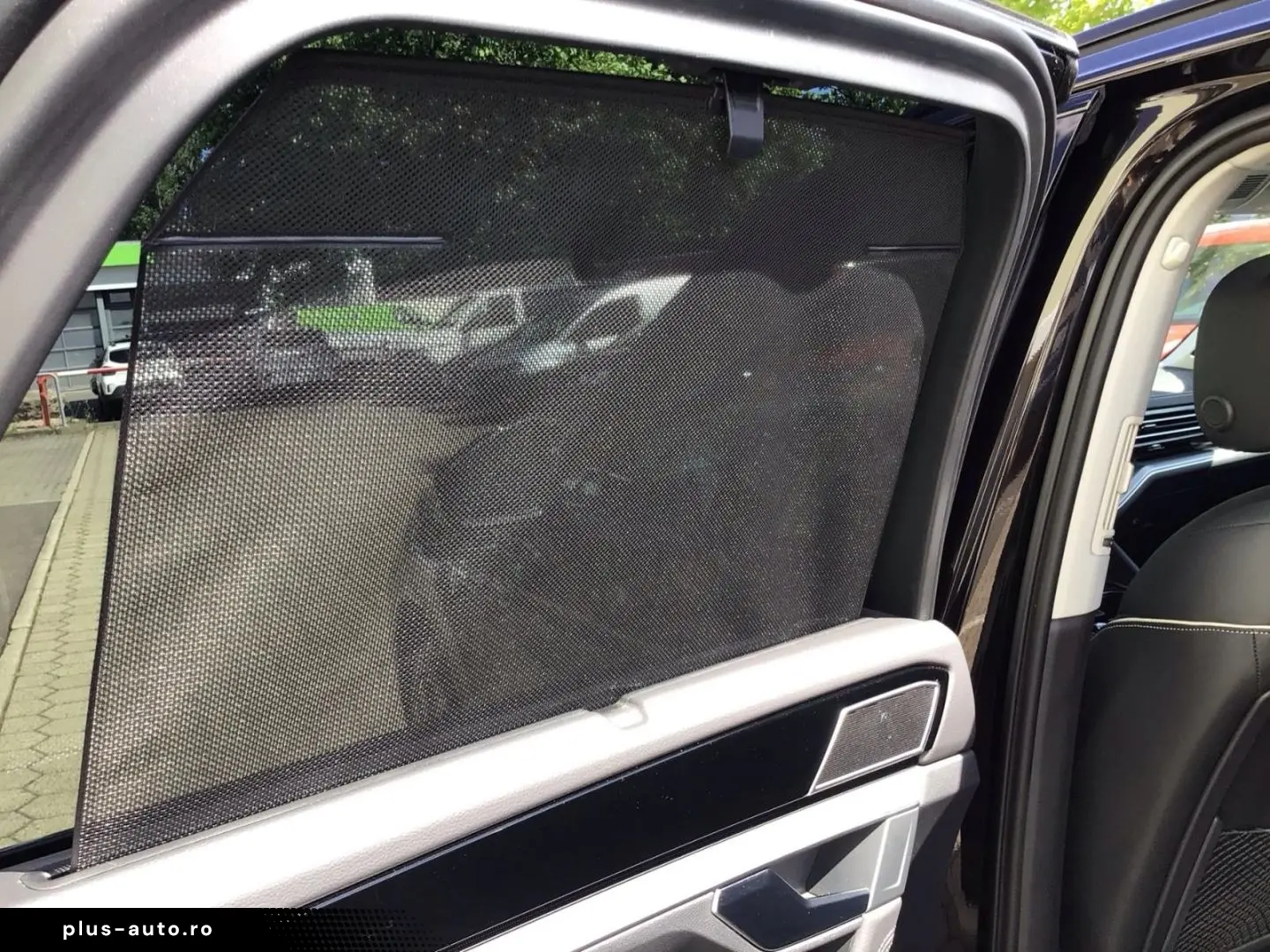 VW Touareg Elegance 4M BLACK MATRIX PANNO