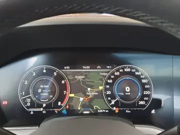 VW Touareg Edition R-Line  PANO LUFT 360