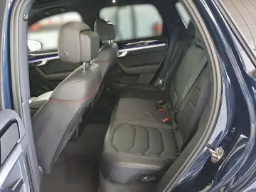 VW Touareg Edition R-Line  PANO LUFT 360