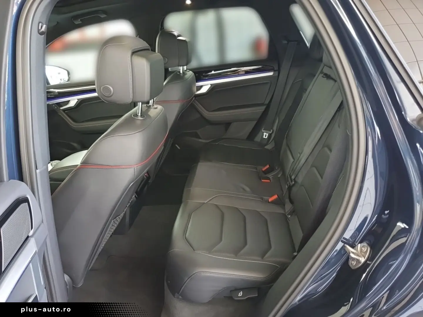 VW Touareg Edition R-Line  PANO LUFT 360