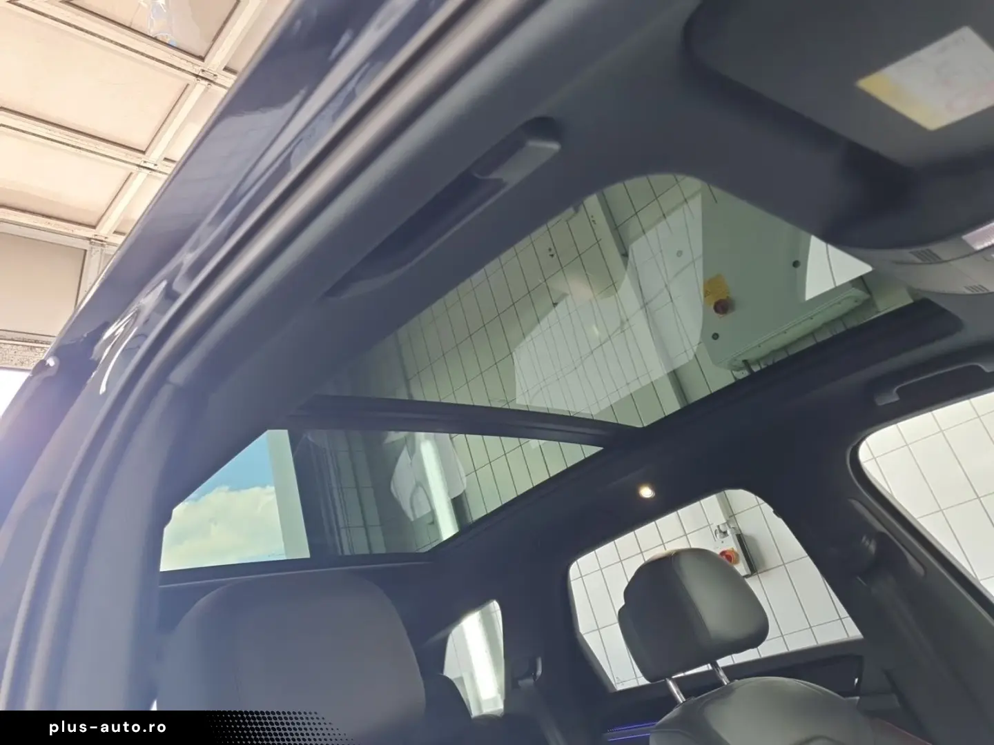 VW Touareg Edition R-Line  PANO LUFT 360