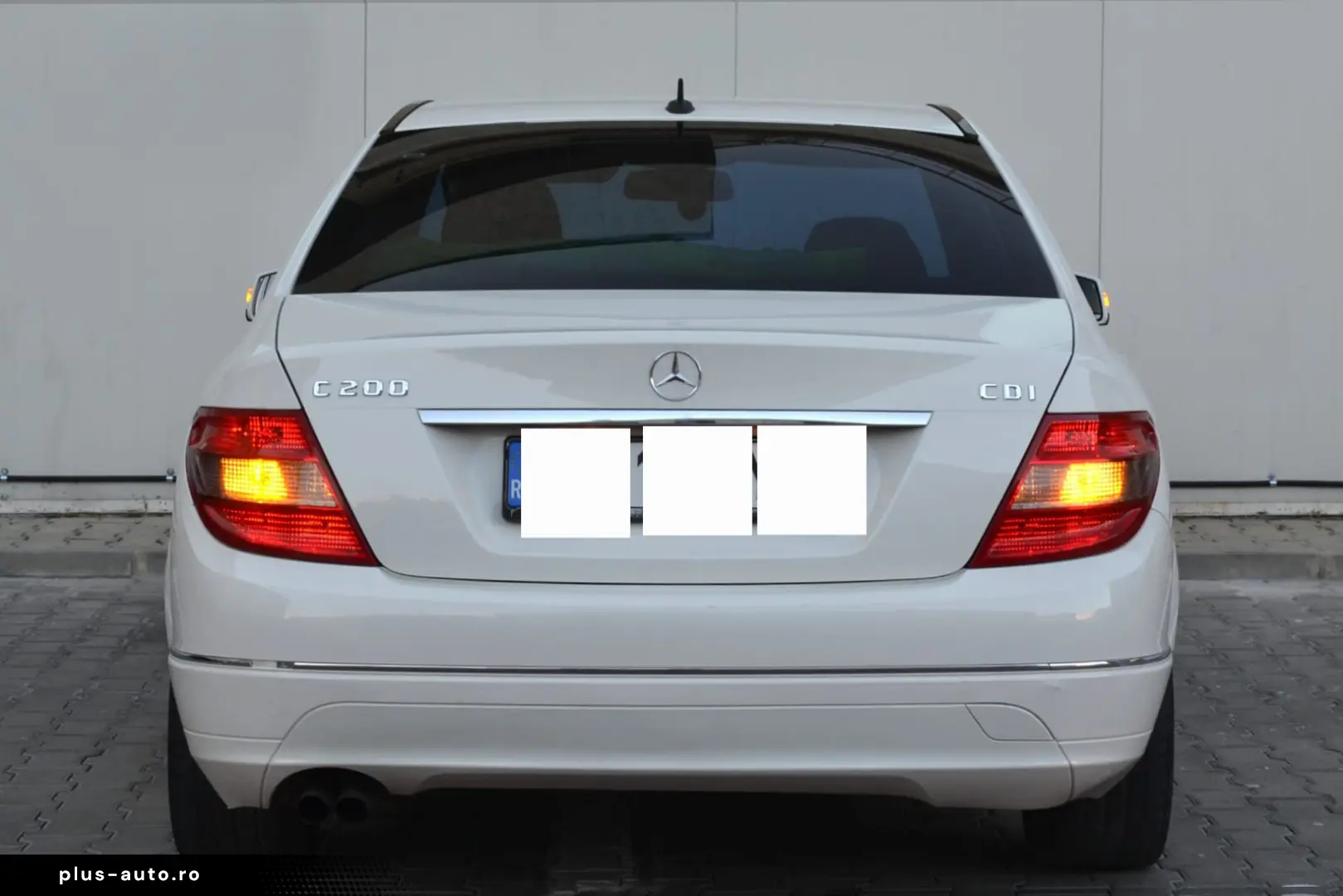 Mercedes-Benz C 200