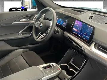 BMW X1 sDrive20d M Sport   HUD • H&K • ACC • AHK