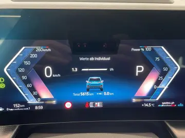 BMW X1 sDrive20d M Sport   HUD • H&K • ACC • AHK