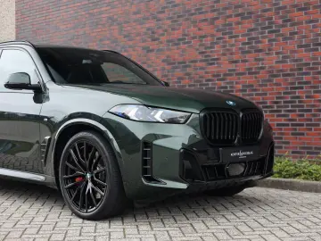 BMW X5 xDrive50e M Sport Pro   Sky Lounge • Masaj