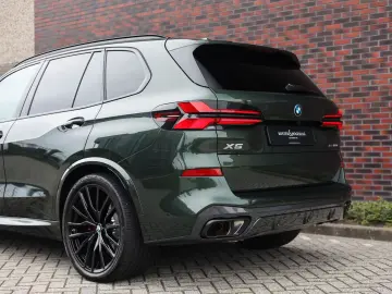 BMW X5 xDrive50e M Sport Pro   Sky Lounge • Masaj