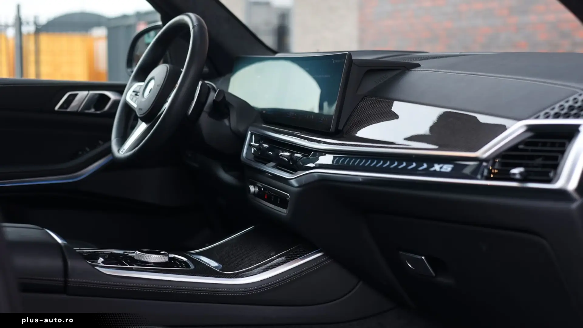 BMW X5 xDrive50e M Sport Pro   Sky Lounge • Masaj