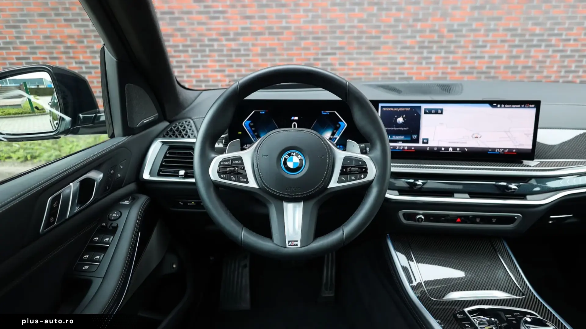 BMW X5 xDrive50e M Sport Pro   Sky Lounge • Masaj