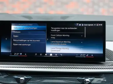 BMW X5 xDrive50e M Sport Pro   Sky Lounge • Masaj