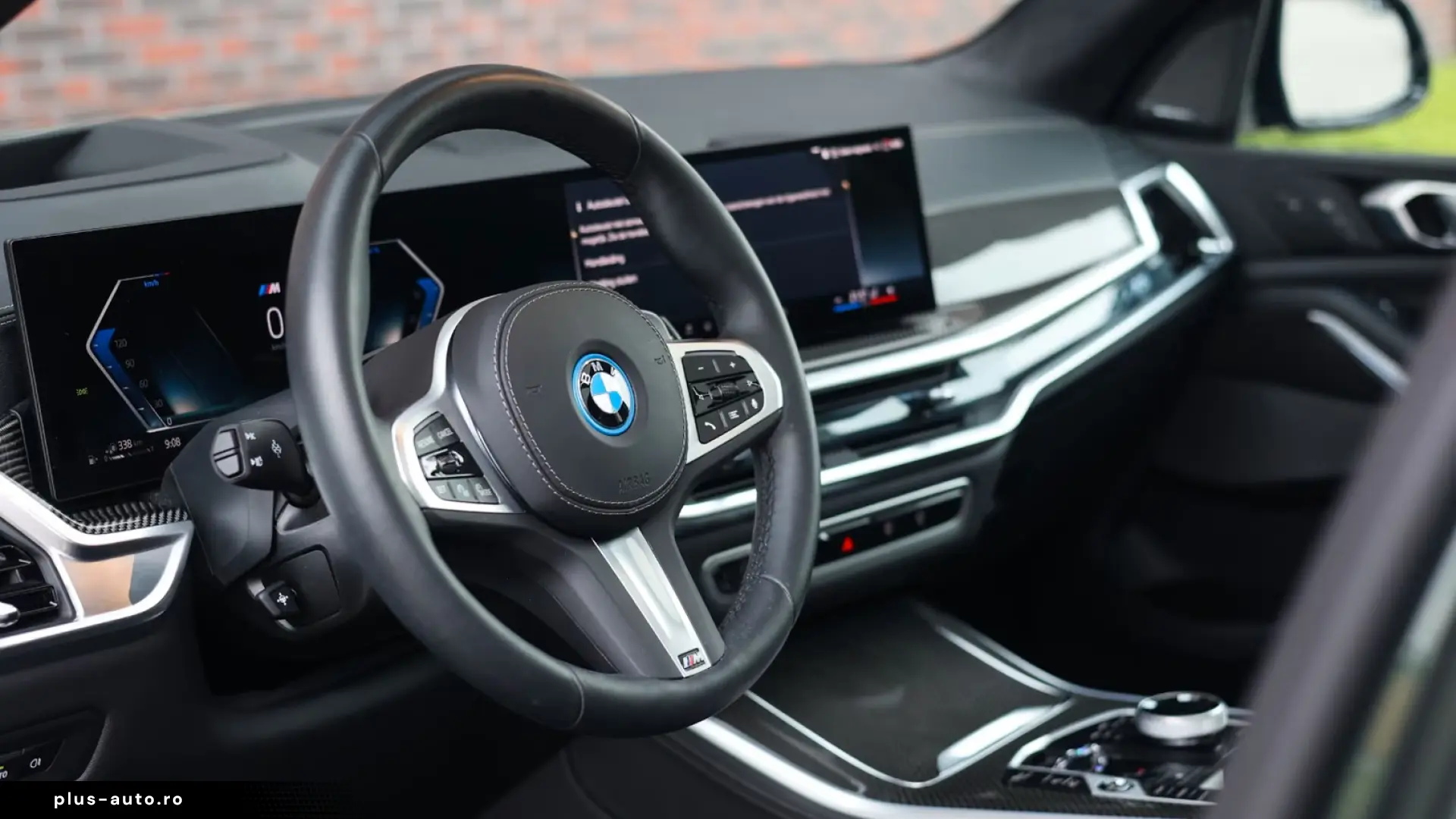 BMW X5 xDrive50e M Sport Pro   Sky Lounge • Masaj