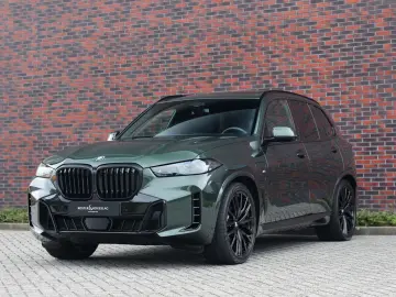 BMW X5 xDrive50e M Sport Pro   Sky Lounge • Masaj