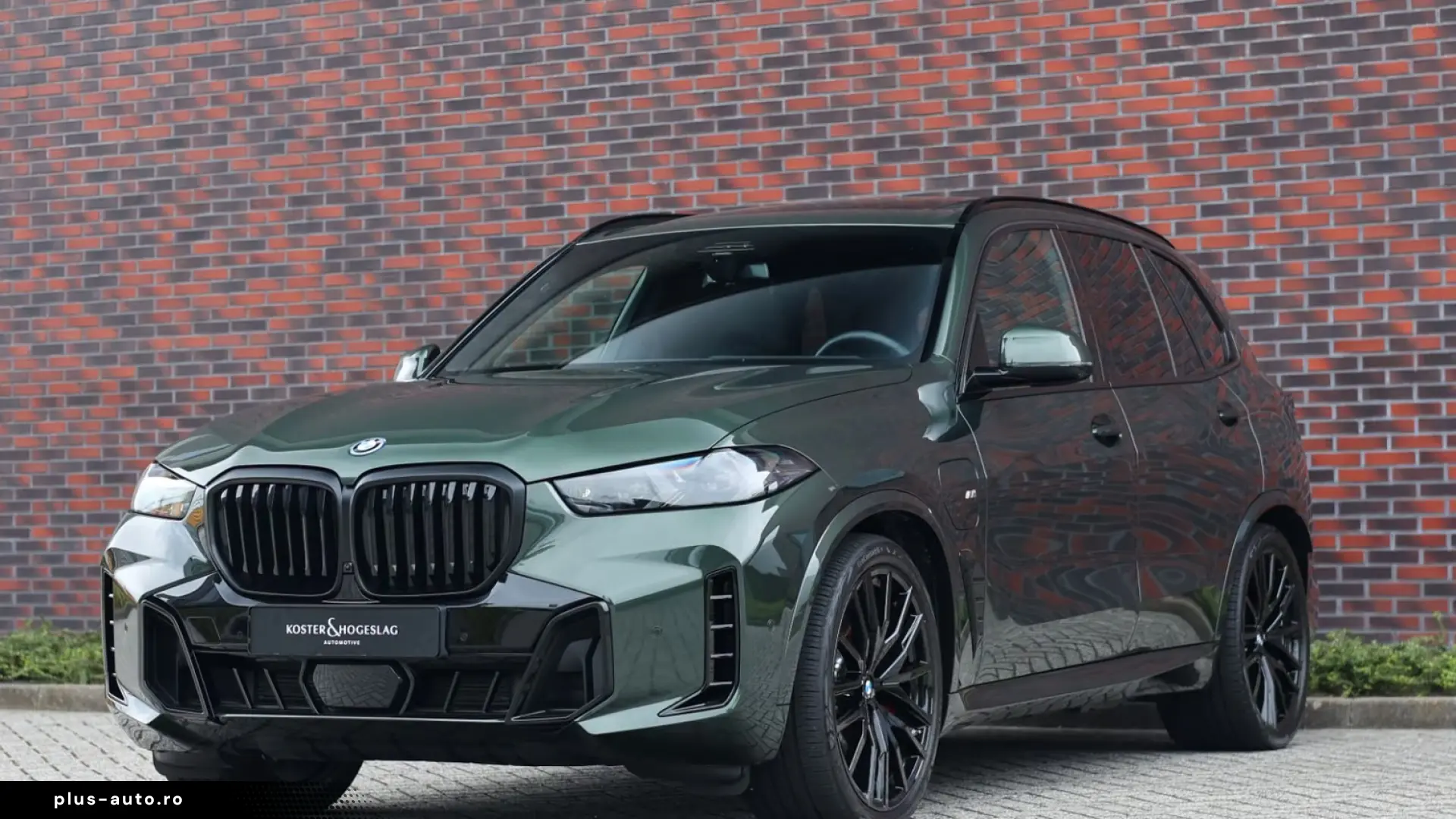 BMW X5 xDrive50e M Sport Pro   Sky Lounge • Masaj