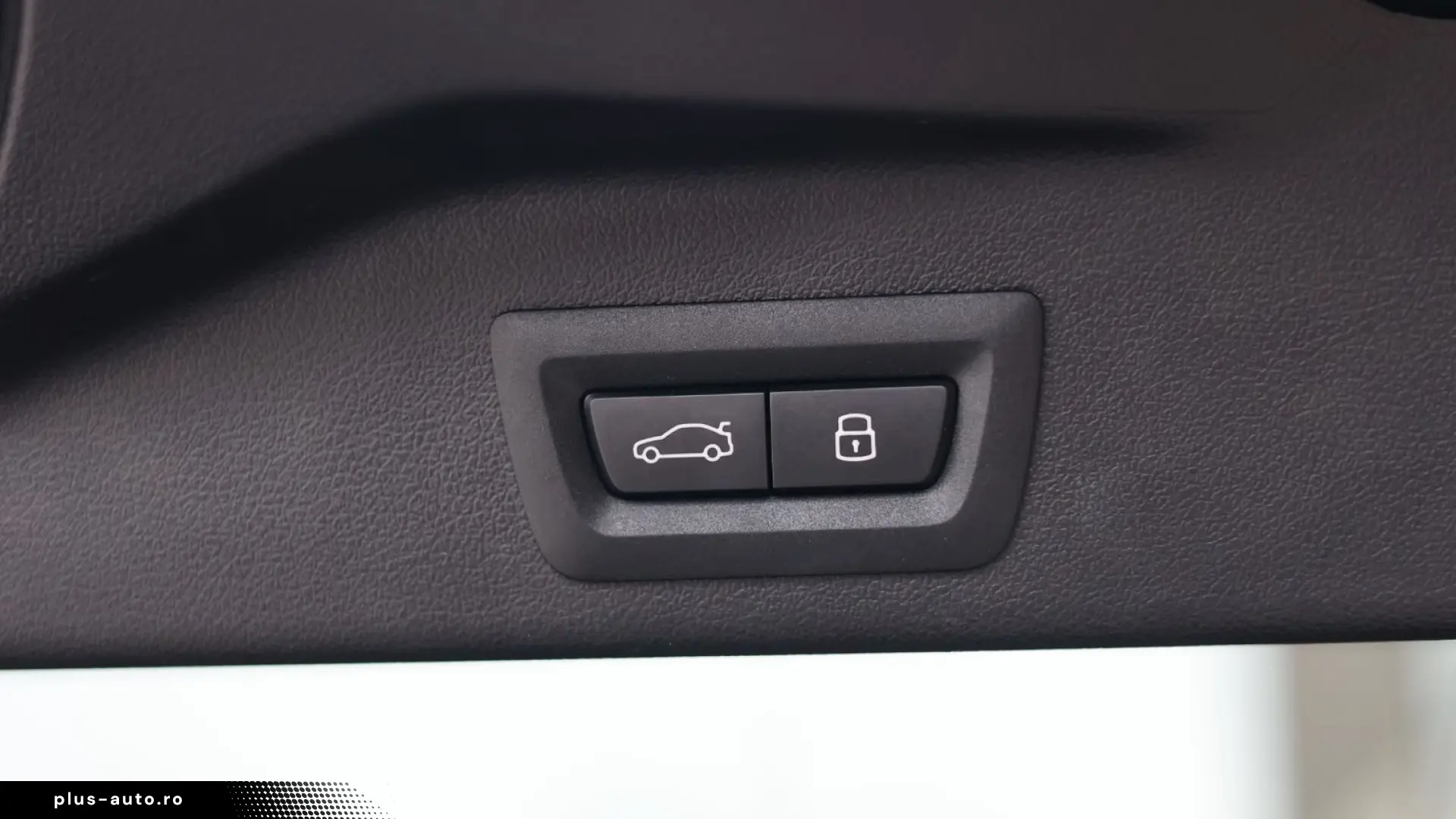 BMW X5 xDrive50e M Sport Pro   Sky Lounge • Masaj