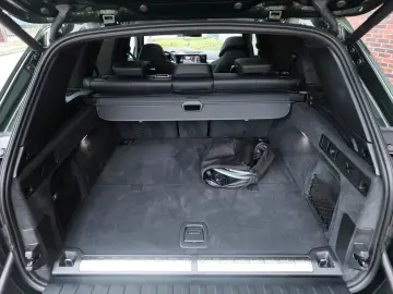 BMW X5 xDrive50e M Sport Pro   Sky Lounge • Masaj