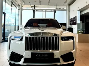 Rolls-Royce Cullinan 2026   Starlight