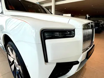 Rolls-Royce Cullinan 2026   Starlight