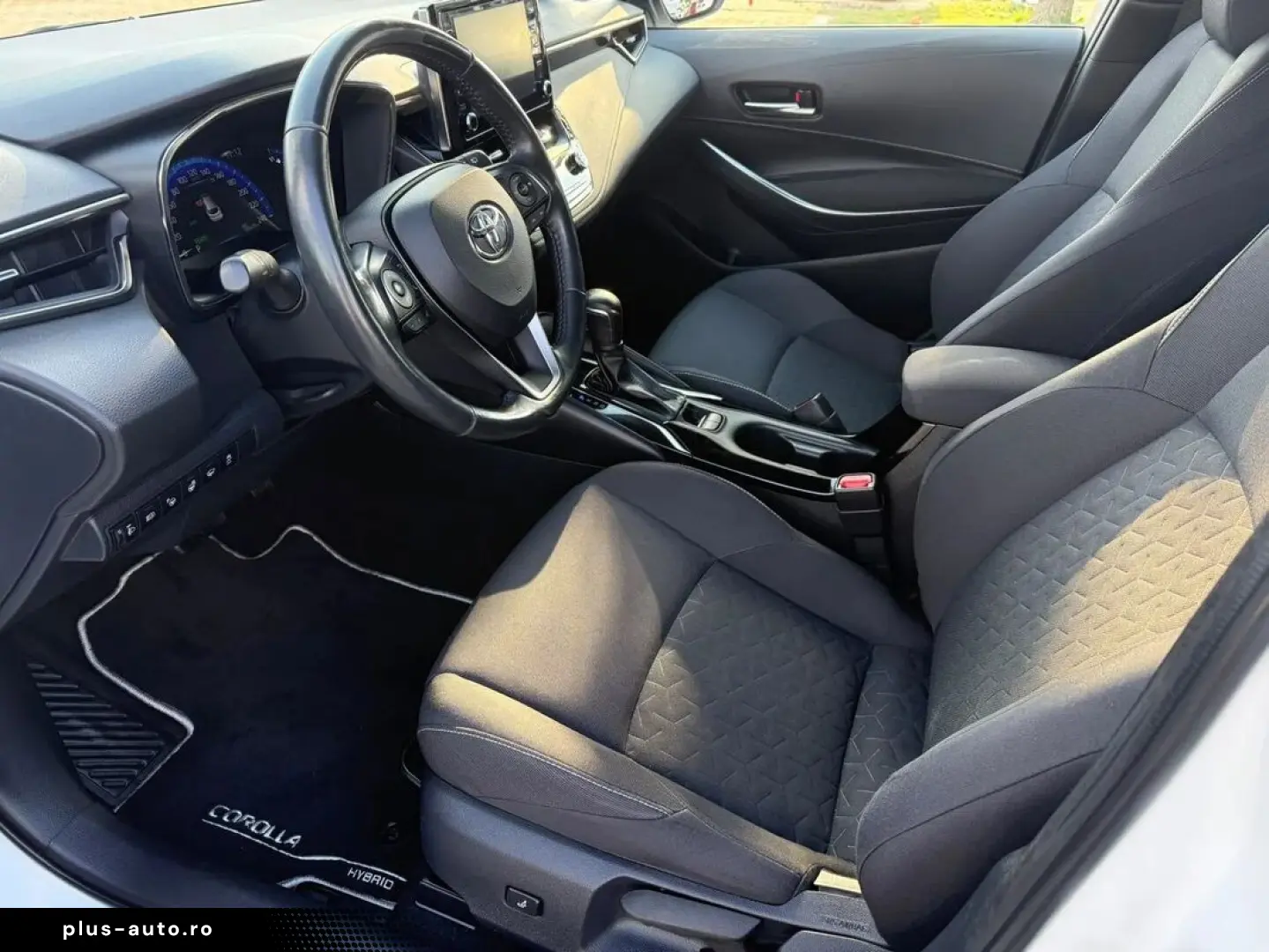Toyota Corolla Touring Sports 1.8 Hybrid Dynamic Hsd E-CVT
