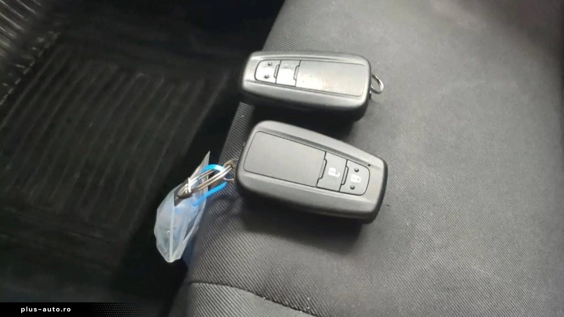 Toyota Corolla 1.8 Hybrid