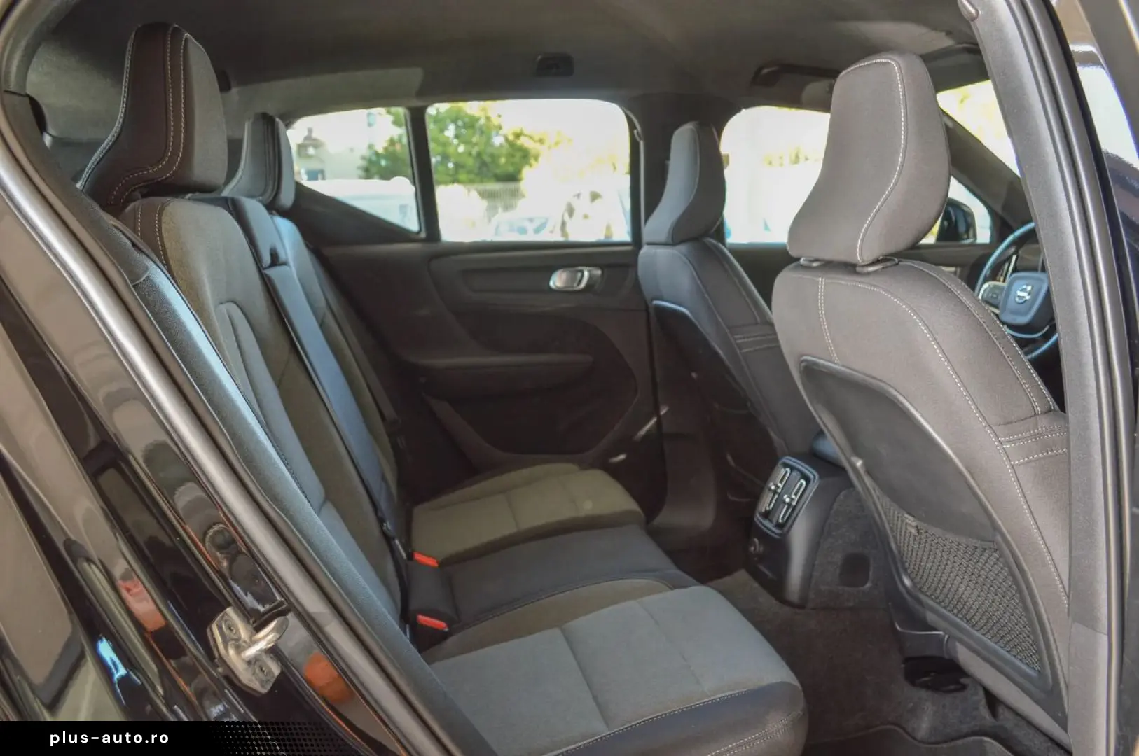 2021 Volvo XC-40 T4 Recharge Plug-in Hybrid    Rate Fixe   G