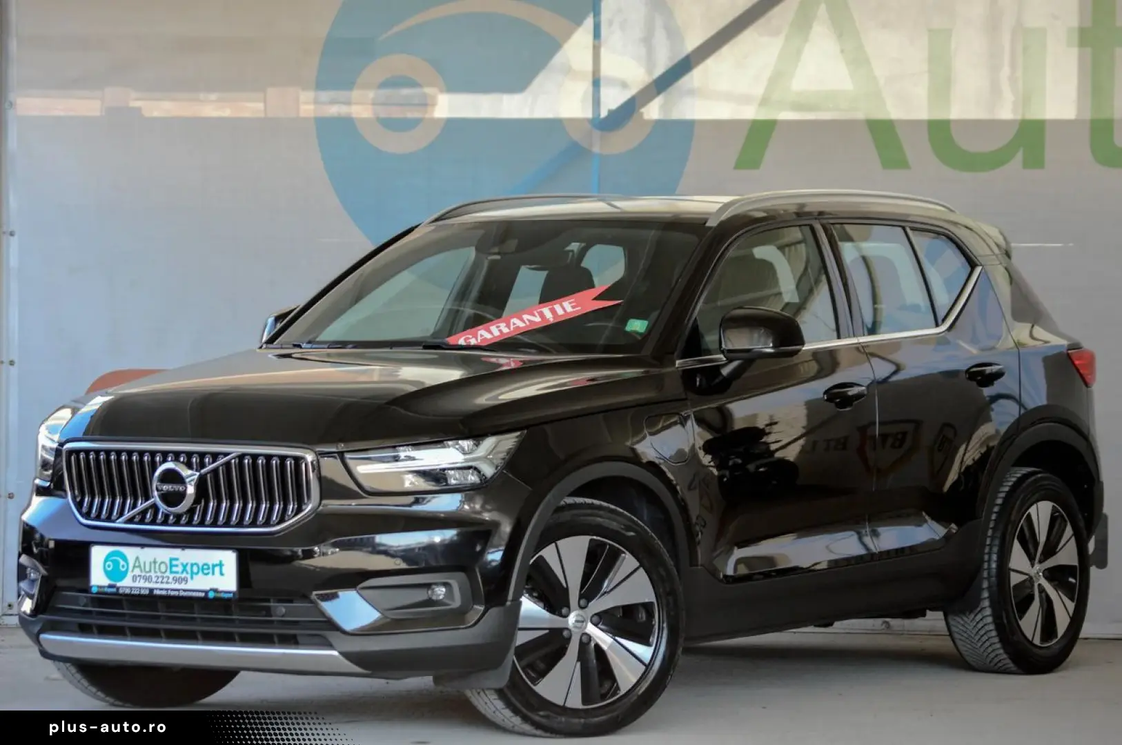 2021 Volvo XC-40 T4 Recharge Plug-in Hybrid    Rate Fixe   G