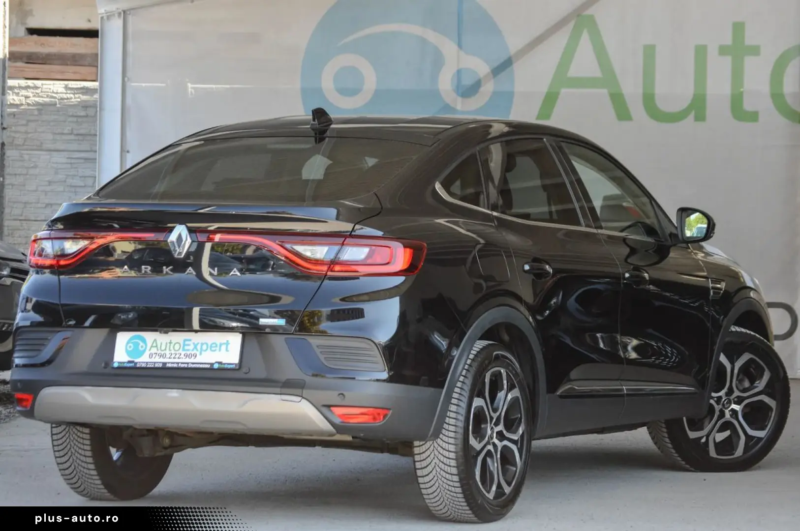 2022 Renault Arkana Hybrid E-TECH Full 145 E-TECH engineerd