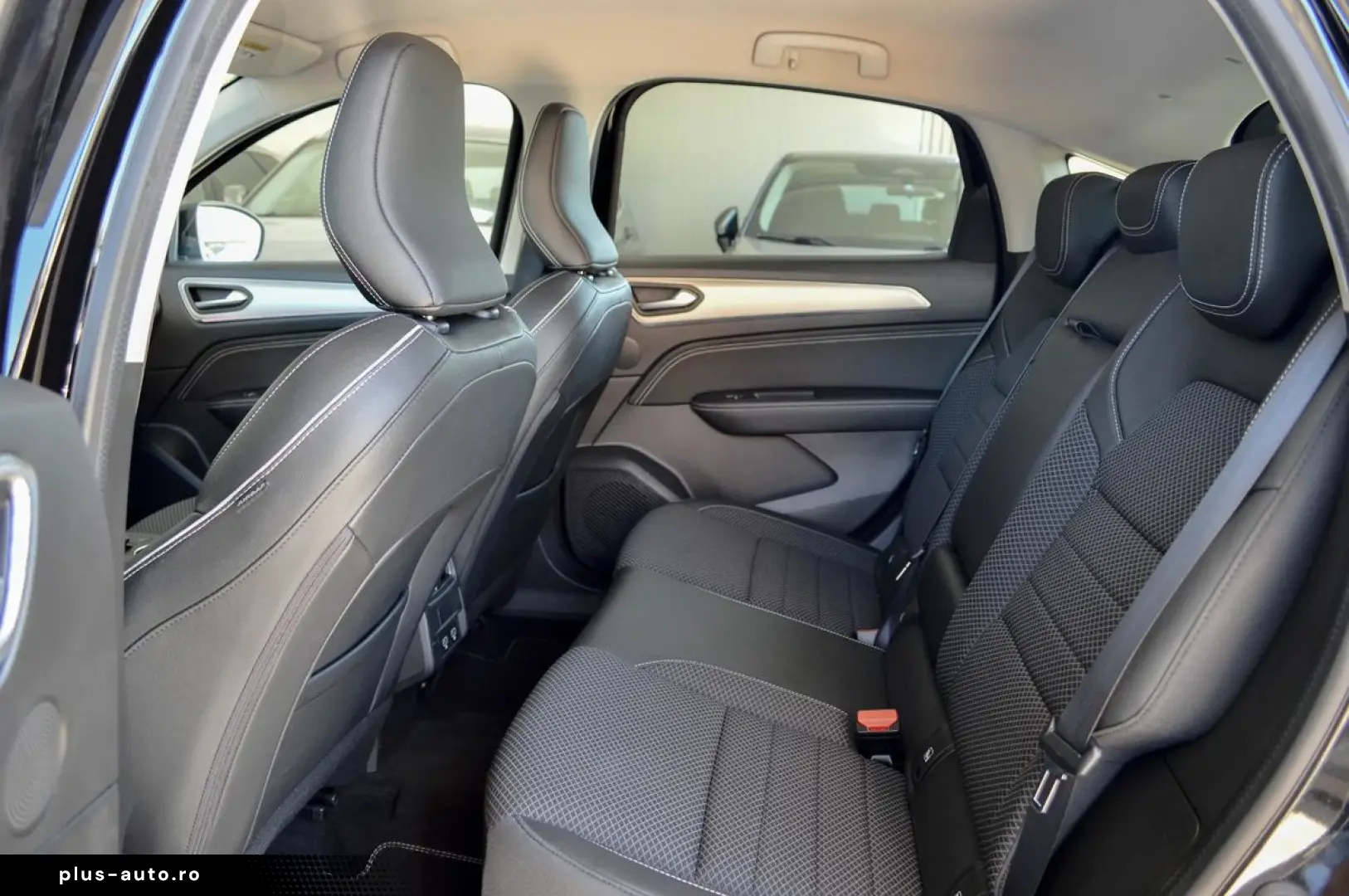 2022 Renault Arkana Hybrid E-TECH Full 145 E-TECH engineerd