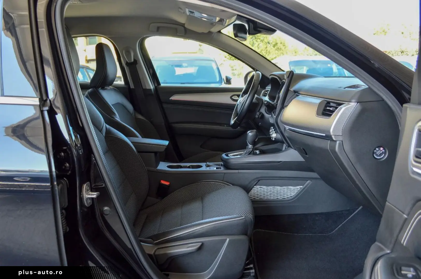 2022 Renault Arkana Hybrid E-TECH Full 145 E-TECH engineerd