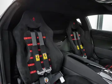 FERRARI 812 Competizione - Rosso Magma - Atelier - 1 of