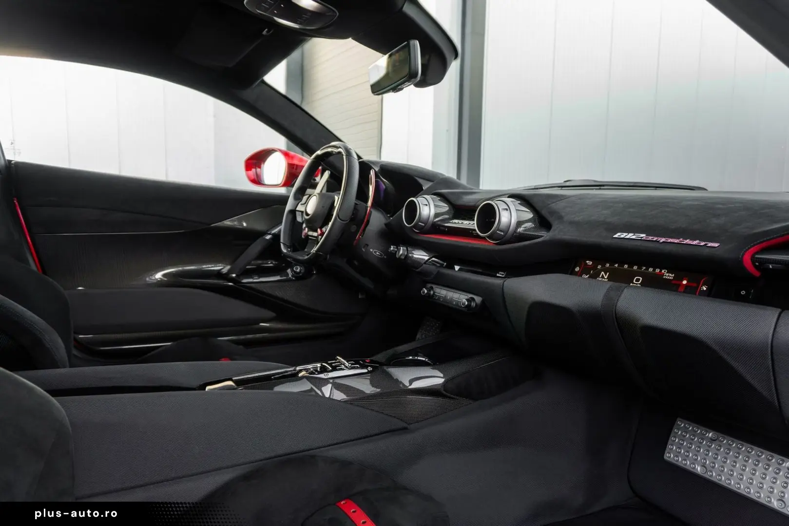 FERRARI 812 Competizione - Rosso Magma - Atelier - 1 of