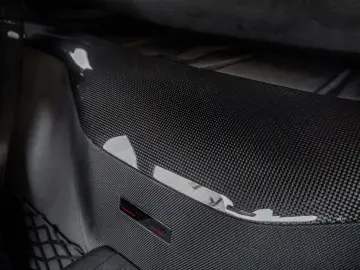 FERRARI 812 Competizione - Rosso Magma - Atelier - 1 of
