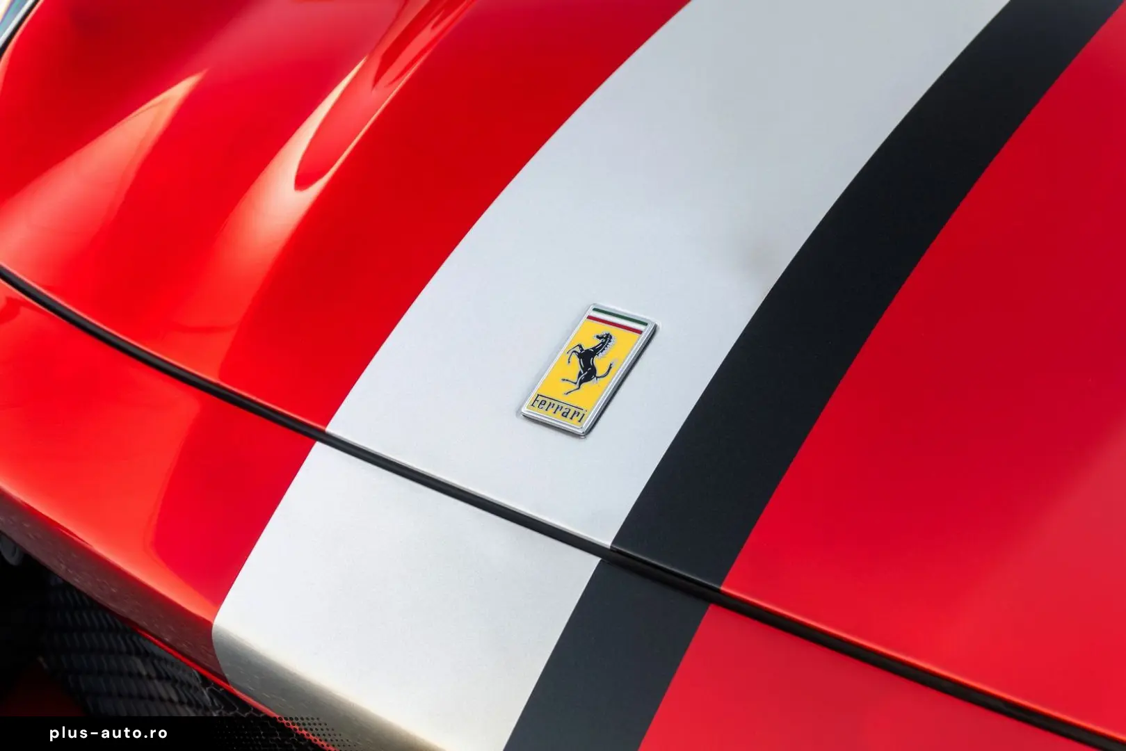 FERRARI 812 Competizione - Rosso Magma - Atelier - 1 of