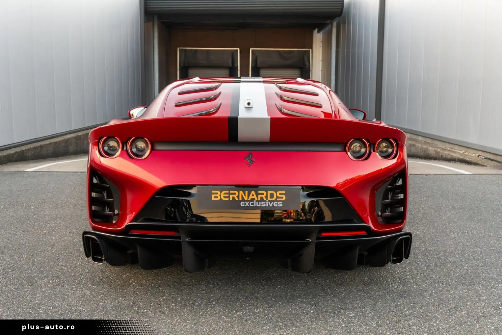 FERRARI 812 Competizione - Rosso Magma - Atelier - 1 of