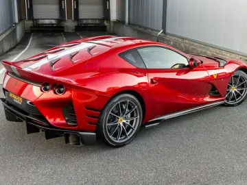 FERRARI 812 Competizione - Rosso Magma - Atelier - 1 of
