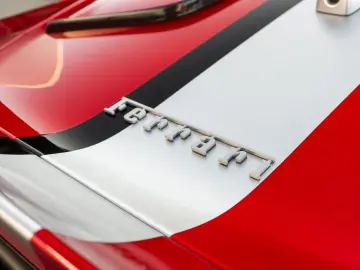 FERRARI 812 Competizione - Rosso Magma - Atelier - 1 of