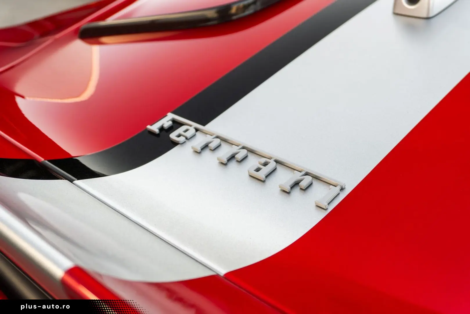 FERRARI 812 Competizione - Rosso Magma - Atelier - 1 of
