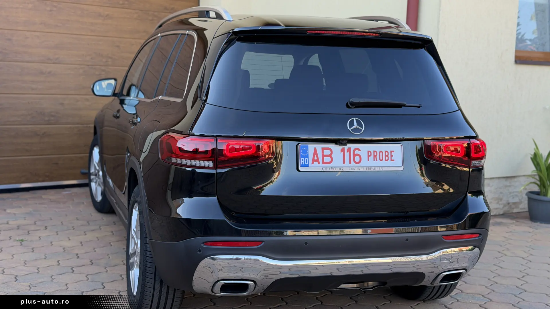 Mercedes-Benz GLB 220d 4Matic   TVA deductibil   finantare