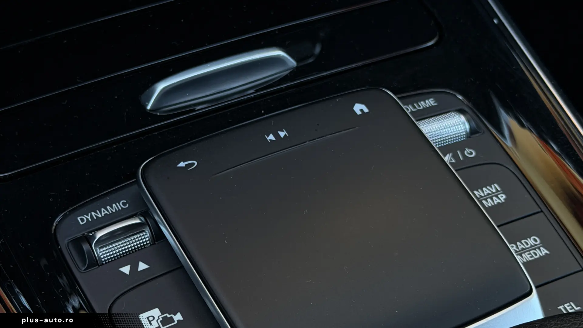 Mercedes-Benz GLB 220d 4Matic   TVA deductibil   finantare