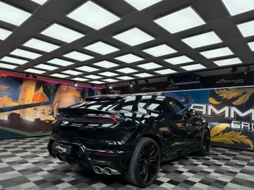ANDERE Lamborghini Urus 4.0 SE (288)