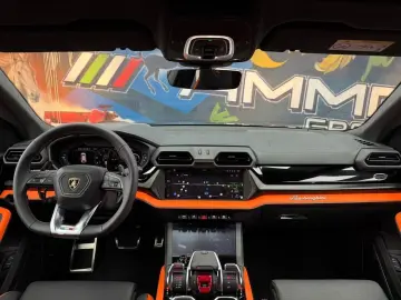 ANDERE Lamborghini Urus 4.0 SE (288)