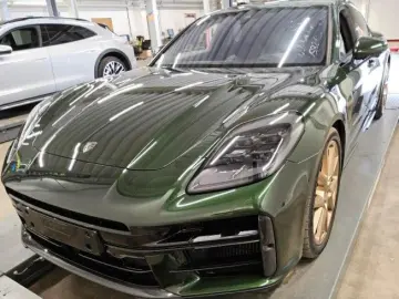 PORSCHE Panamera Turbo E-Hybrid Active Ride SportDesign