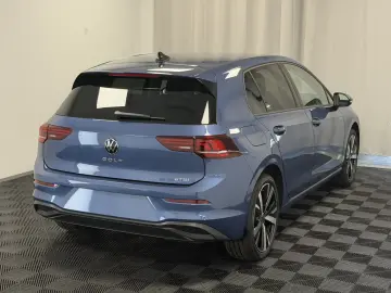 Volkswagen Golf 1.5 eTSI DSG Life 5Y guarantee ErgoActiv